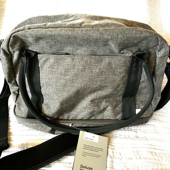 🌵Sale🌵26L Duffel Bag Heather Gray - Made
By Design - Picture 5 of 5